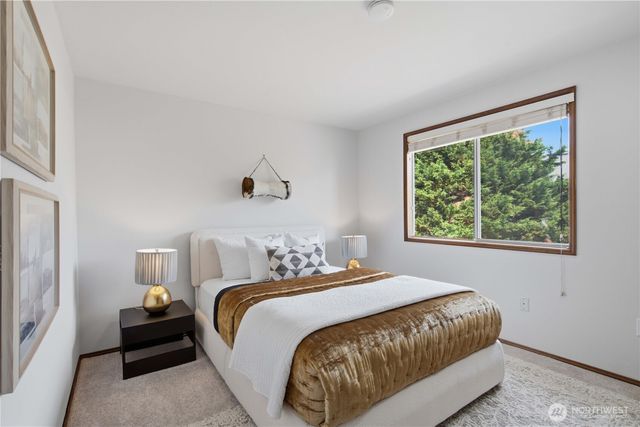 18228 NE 109th Street, Redmond, WA 98052