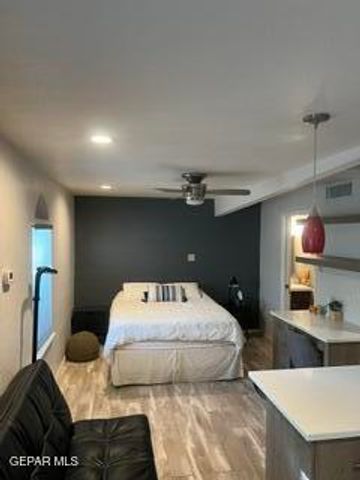 1005 E Baltimore Drive 2, El Paso, TX 79902