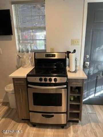 1005 E Baltimore Drive 2, El Paso, TX 79902
