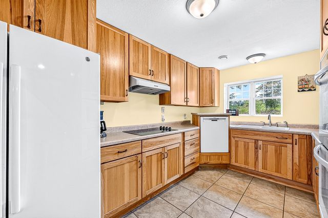 9369 Pequaywan Lake Road, Duluth, MN 55803