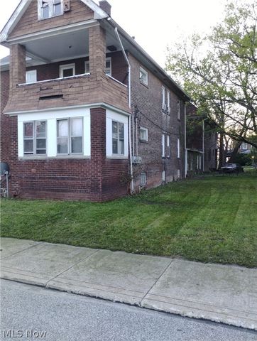 10809 Woodstock Boulevard, Cleveland, OH 44104