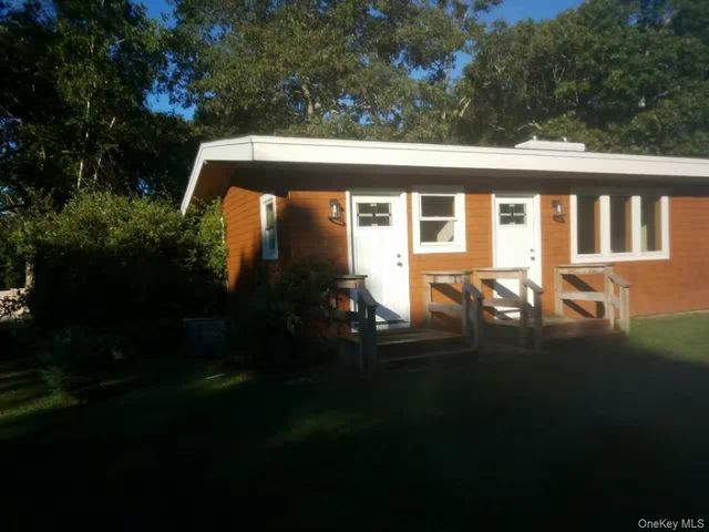 1600 Bay Avenue, East Marion, NY 11939