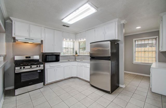 3626 Songwood Street, Houston, TX 77023