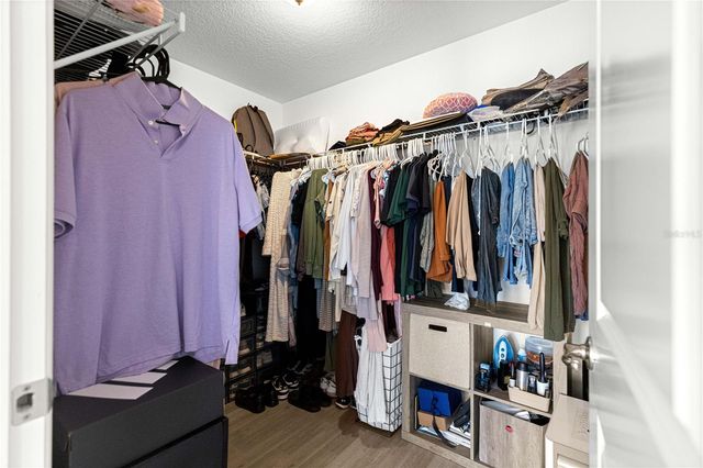 10274 JULIA ISLES AVENUE, Oxford, FL 34484