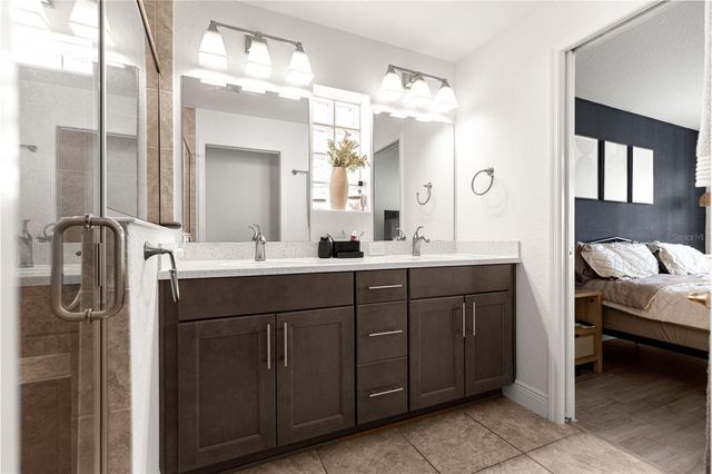 10274 JULIA ISLES AVENUE, Oxford, FL 34484