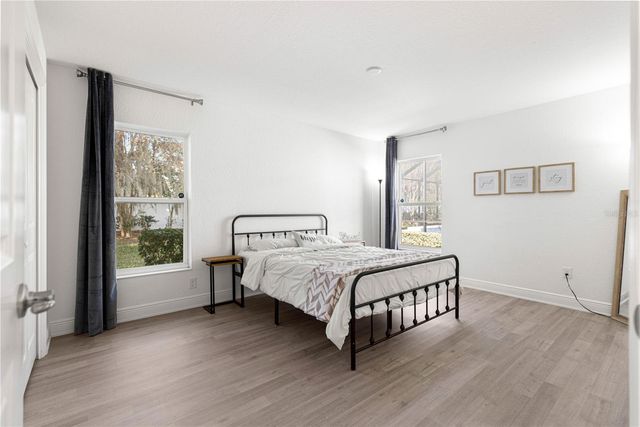 10274 JULIA ISLES AVENUE, Oxford, FL 34484