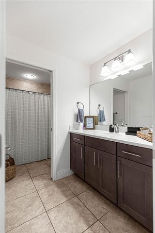 10274 JULIA ISLES AVENUE, Oxford, FL 34484