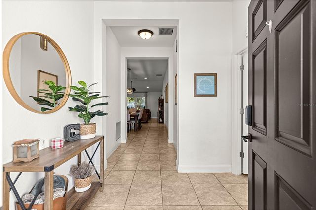 10274 JULIA ISLES AVENUE, Oxford, FL 34484