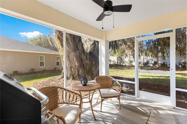 10274 JULIA ISLES AVENUE, Oxford, FL 34484