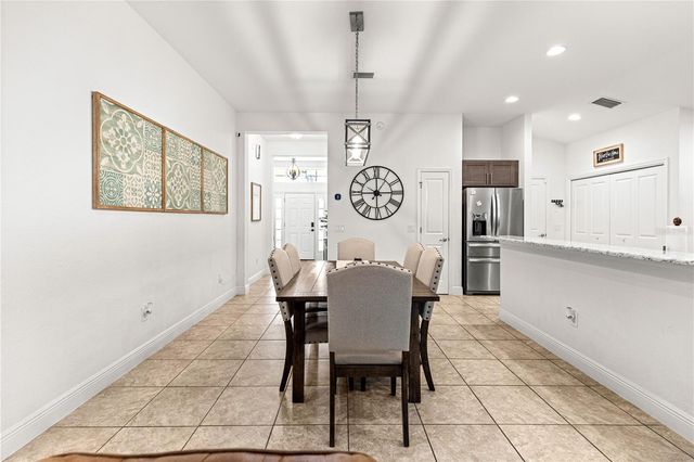 10274 JULIA ISLES AVENUE, Oxford, FL 34484