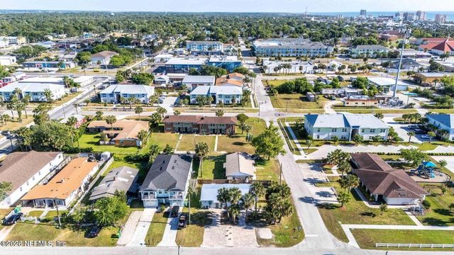 807 2ND Avenue S, Jacksonville Beach, FL 32250