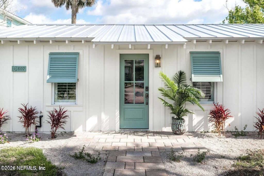 807 2ND Avenue S, Jacksonville Beach, FL 32250