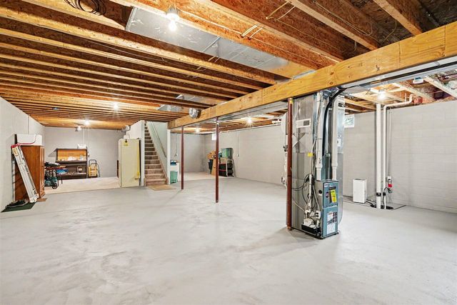 1632 S Parma Road, Parma, MI 49269
