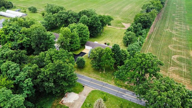 1632 S Parma Road, Parma, MI 49269