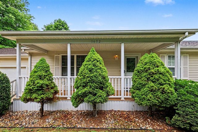 1632 S Parma Road, Parma, MI 49269