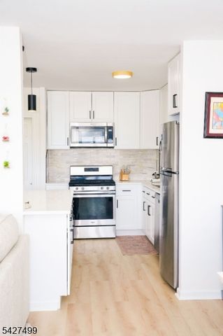 276 Prospect St 5E, East Orange City, NJ 07017