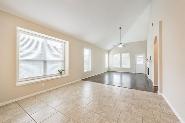 21611 Champagne Drive W, Porter, TX 77365