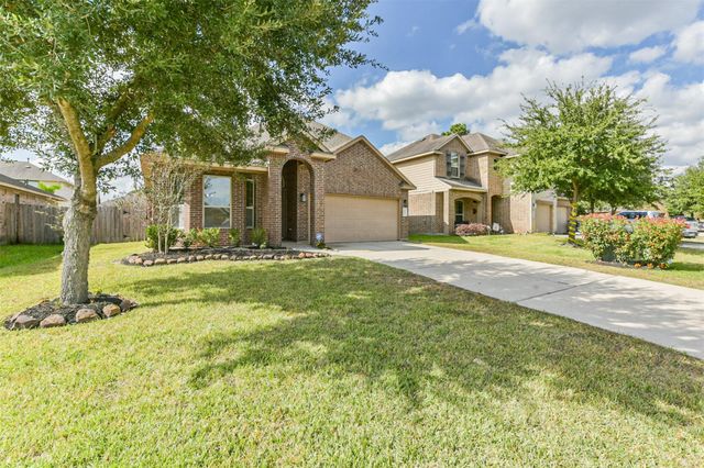 21611 Champagne Drive W, Porter, TX 77365