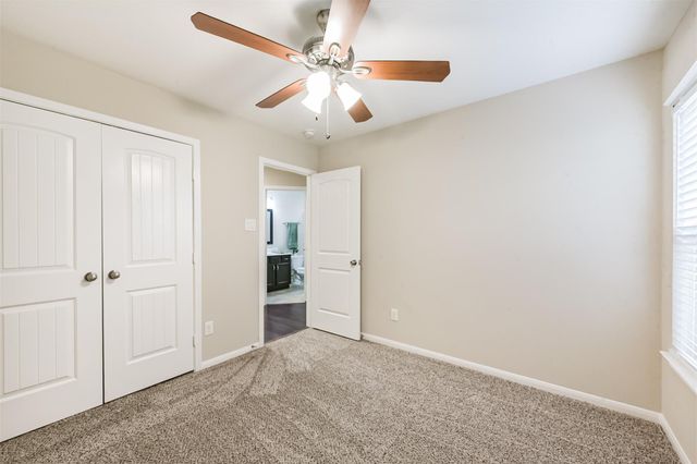 21611 Champagne Drive W, Porter, TX 77365