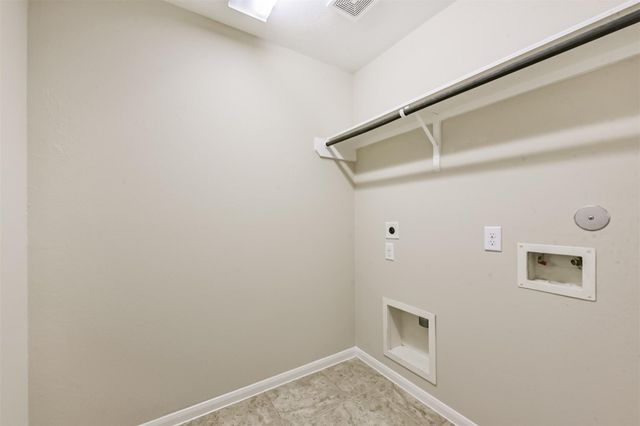 21611 Champagne Drive W, Porter, TX 77365