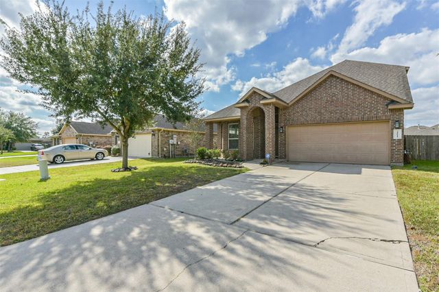 21611 Champagne Drive W, Porter, TX 77365