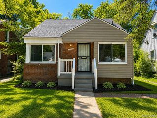 19931 Oakfield Street, Detroit, MI 48235