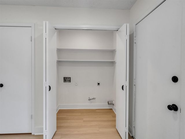 455 Capehill Drive, Houston, TX 77598