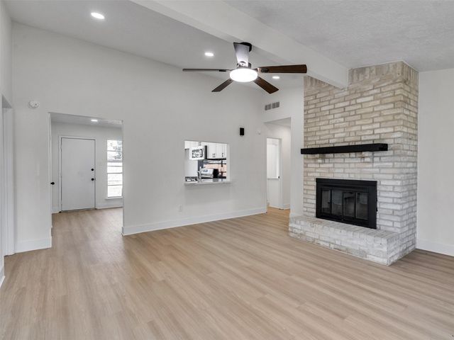 455 Capehill Drive, Houston, TX 77598