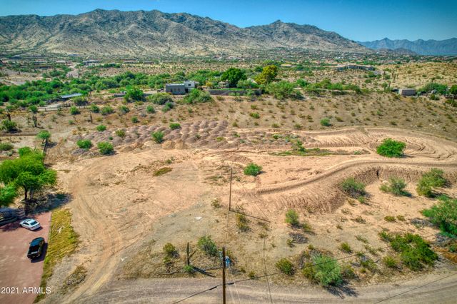 2103 W DOBBINS Road -, Phoenix, AZ 85041