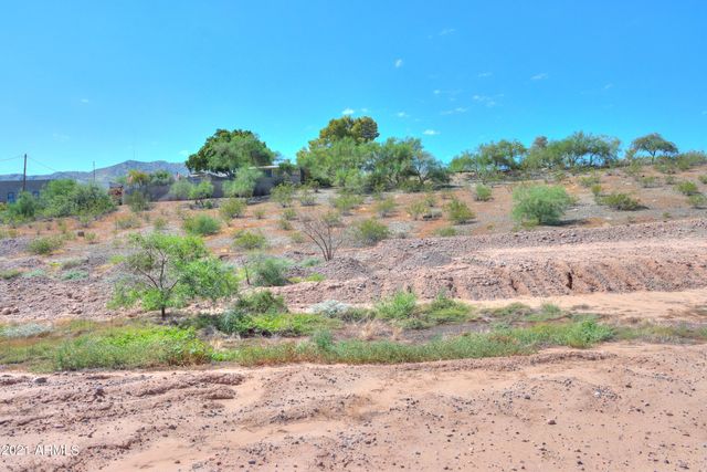 2103 W DOBBINS Road -, Phoenix, AZ 85041