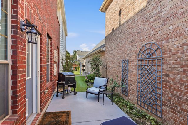 2133 Broadstone Drive, Plano, TX 75025