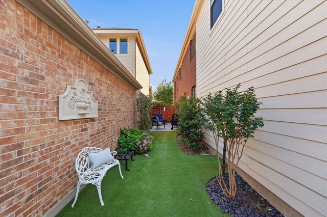 2133 Broadstone Drive, Plano, TX 75025