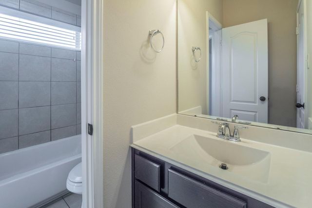 8107 Summer Breeze Lane, Rosenberg, TX 77469