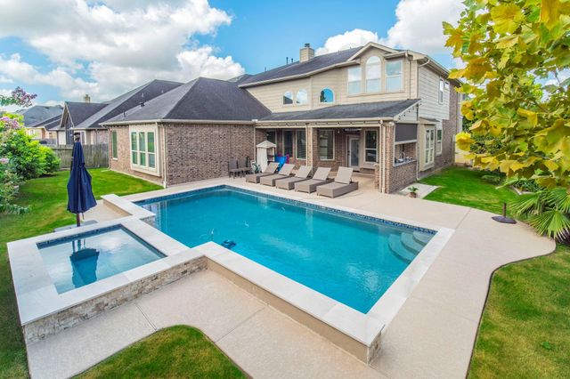 8107 Summer Breeze Lane, Rosenberg, TX 77469