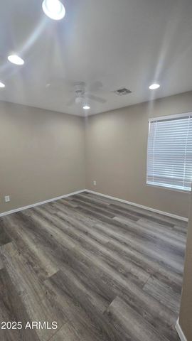 355 W HOLSTEIN Trail, San Tan Valley, AZ 85143