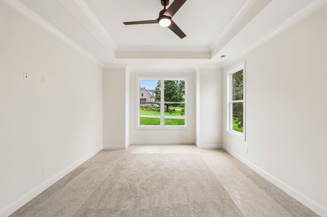 210 Cascade Dr, Winchester, TN 37398