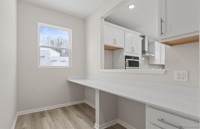 30112 Norway Drive, New Hudson, MI 48165