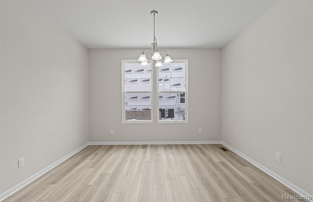 30112 Norway Drive, New Hudson, MI 48165