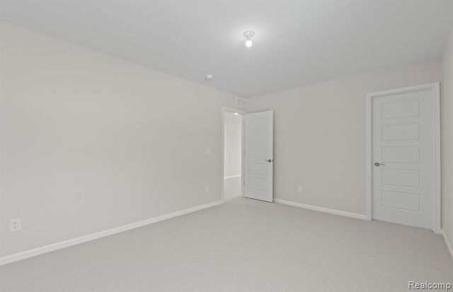 30112 Norway Drive, New Hudson, MI 48165