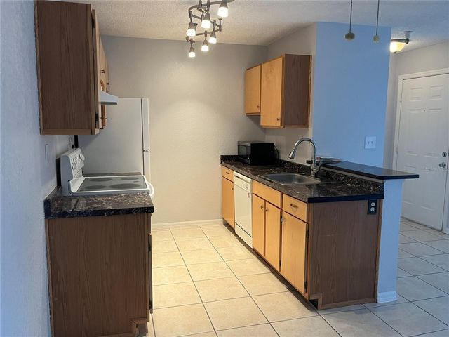 10263 GANDY BOULEVARD N 501, St Petersburg, FL 33702
