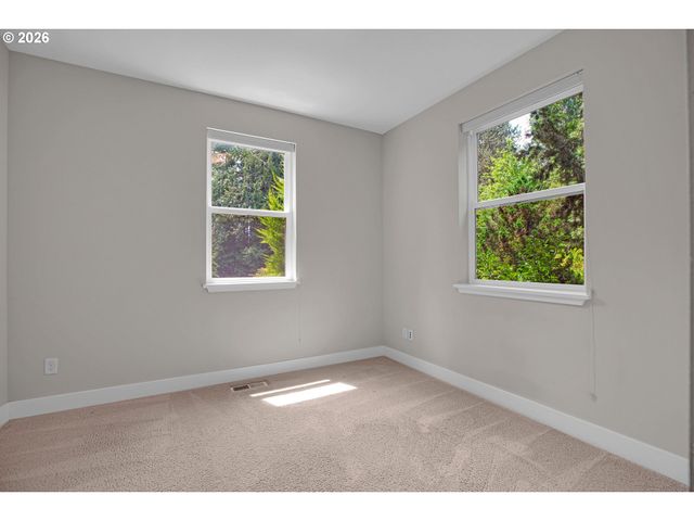 10653 Nw LOST PARK Dr, Portland, OR 97229
