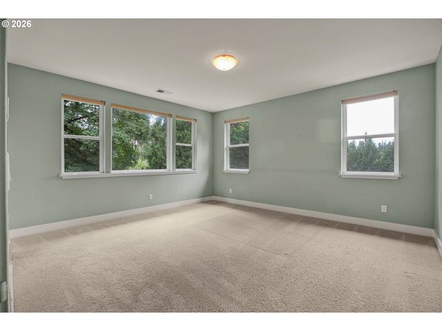 10653 Nw LOST PARK Dr, Portland, OR 97229