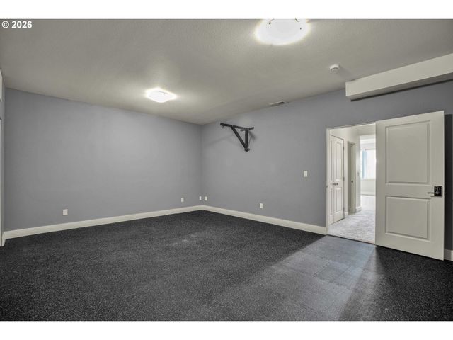 10653 Nw LOST PARK Dr, Portland, OR 97229