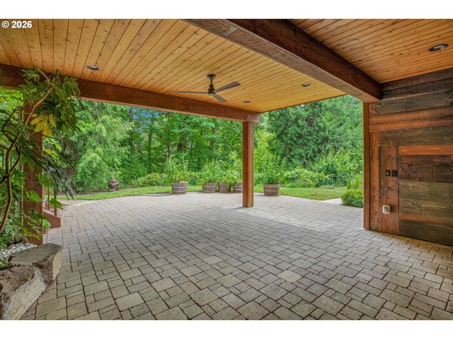 10653 Nw LOST PARK Dr, Portland, OR 97229