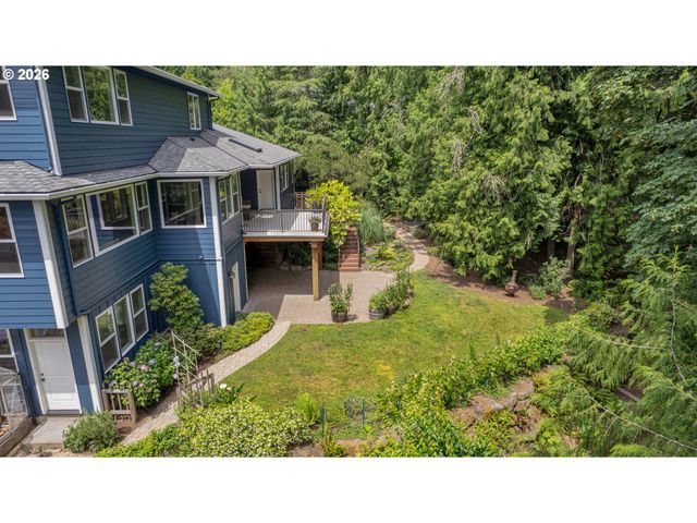 10653 Nw LOST PARK Dr, Portland, OR 97229