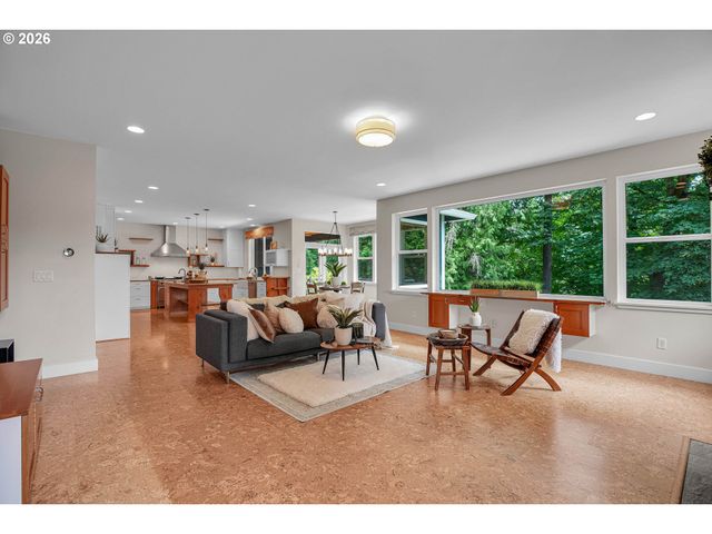 10653 Nw LOST PARK Dr, Portland, OR 97229