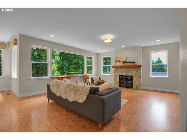 10653 Nw LOST PARK Dr, Portland, OR 97229