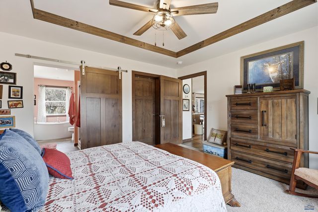 13878 BATTLE CREEK RD, Hermosa, SD 57744