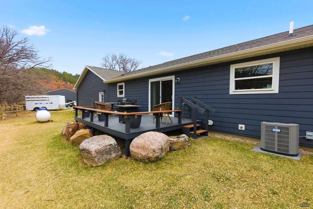 13878 BATTLE CREEK RD, Hermosa, SD 57744
