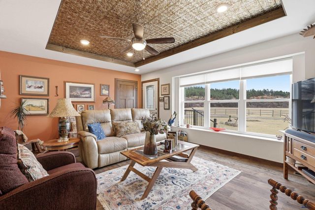 13878 BATTLE CREEK RD, Hermosa, SD 57744